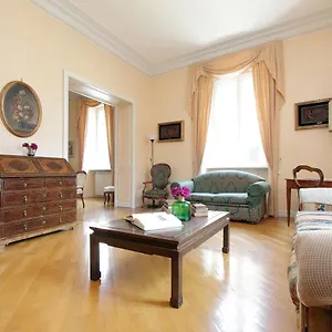 Vatican House Via Terenzio Apartment